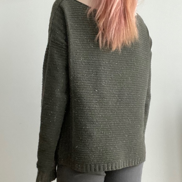 Wide Crew Neck Sweater / Dark Green - Picture 3 of 8